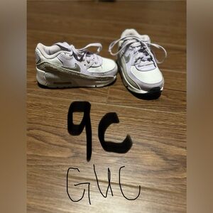Girls Nike Air Max 9C 
GUC